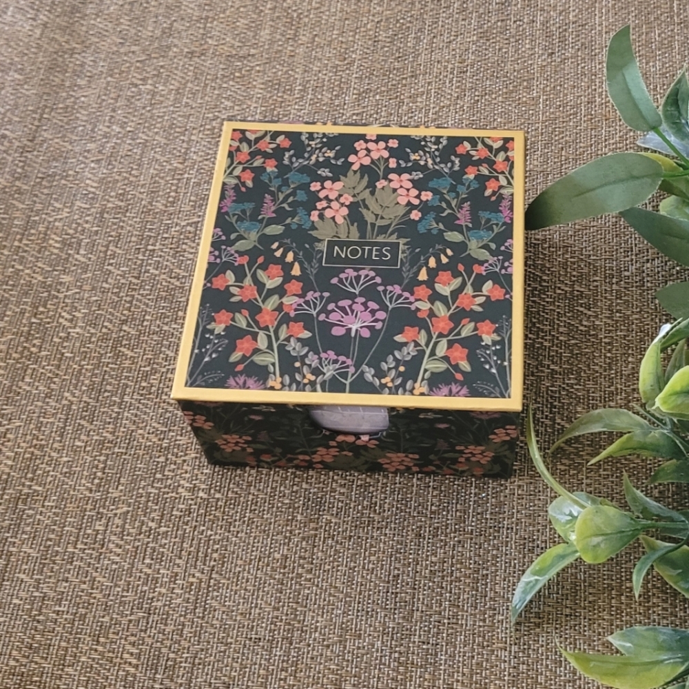 Lady Jayne Floral Note Box w/pen